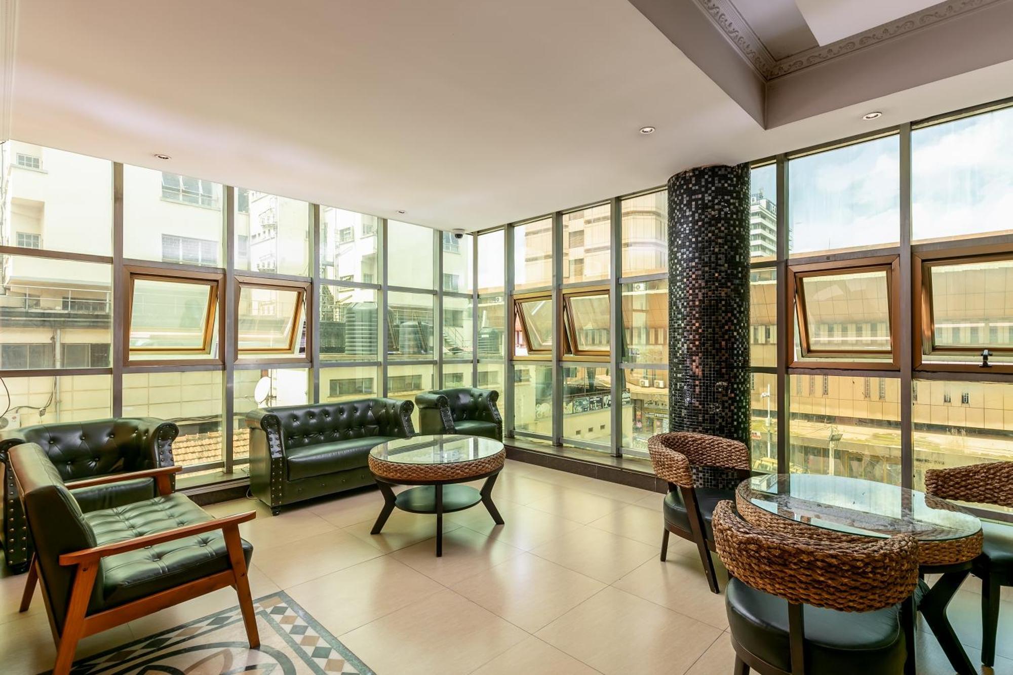 Russell Hotel Kampala Eksteriør bilde