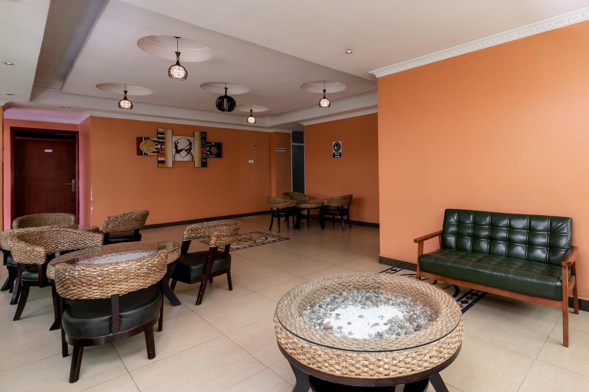 Russell Hotel Kampala Eksteriør bilde