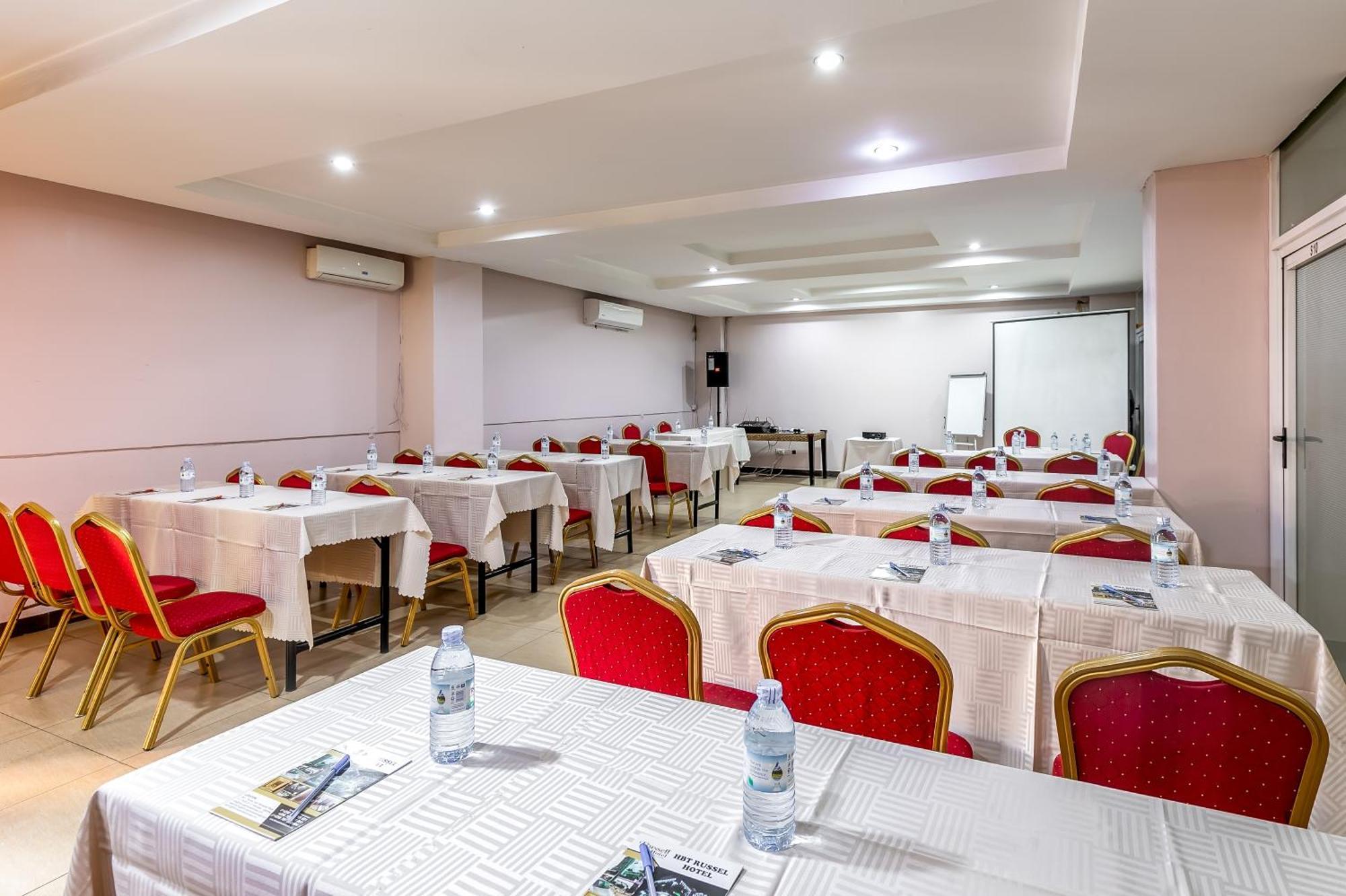 Russell Hotel Kampala Eksteriør bilde