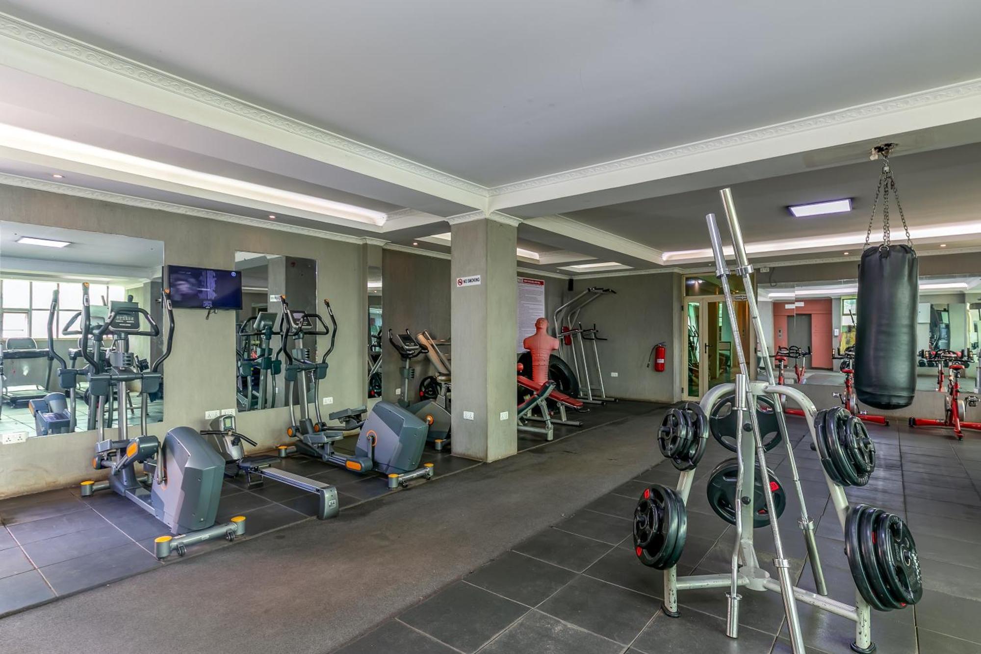 Russell Hotel Kampala Eksteriør bilde