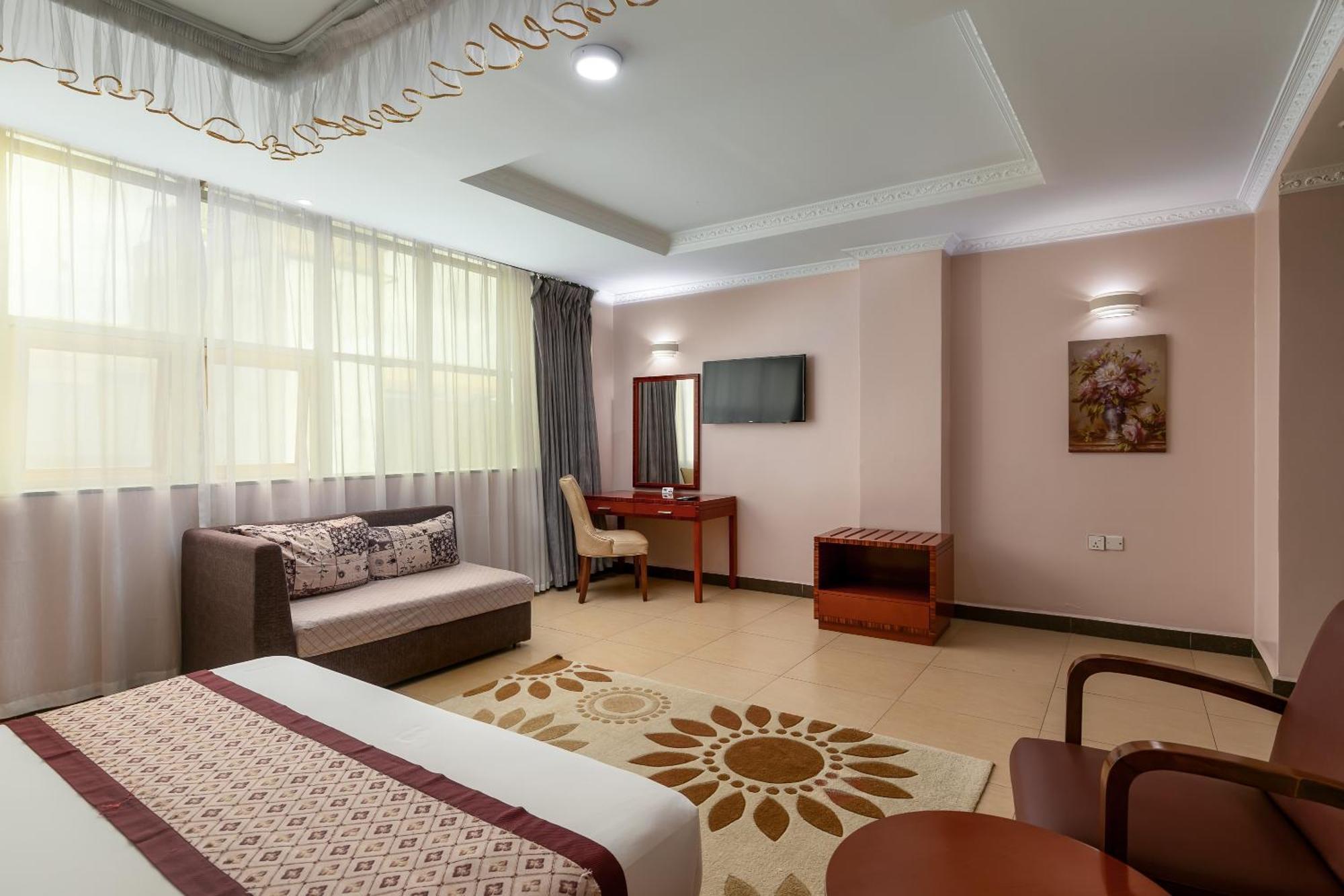 Russell Hotel Kampala Eksteriør bilde
