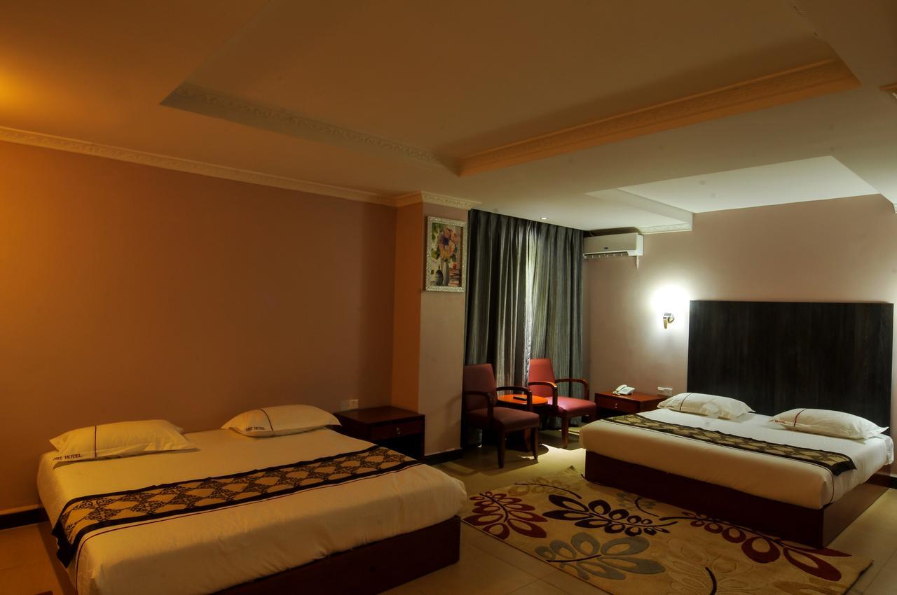 Russell Hotel Kampala Eksteriør bilde