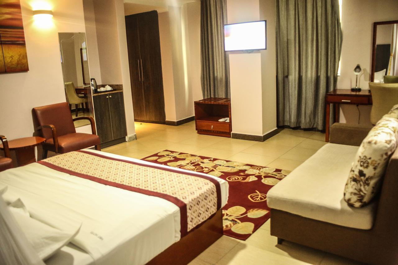 Russell Hotel Kampala Eksteriør bilde
