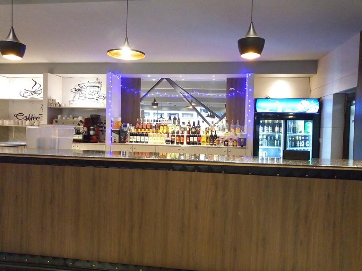 Russell Hotel Kampala Eksteriør bilde